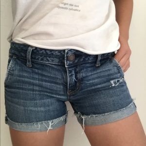 American Eagle low rise shorts